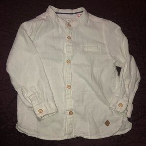 white baby shirt